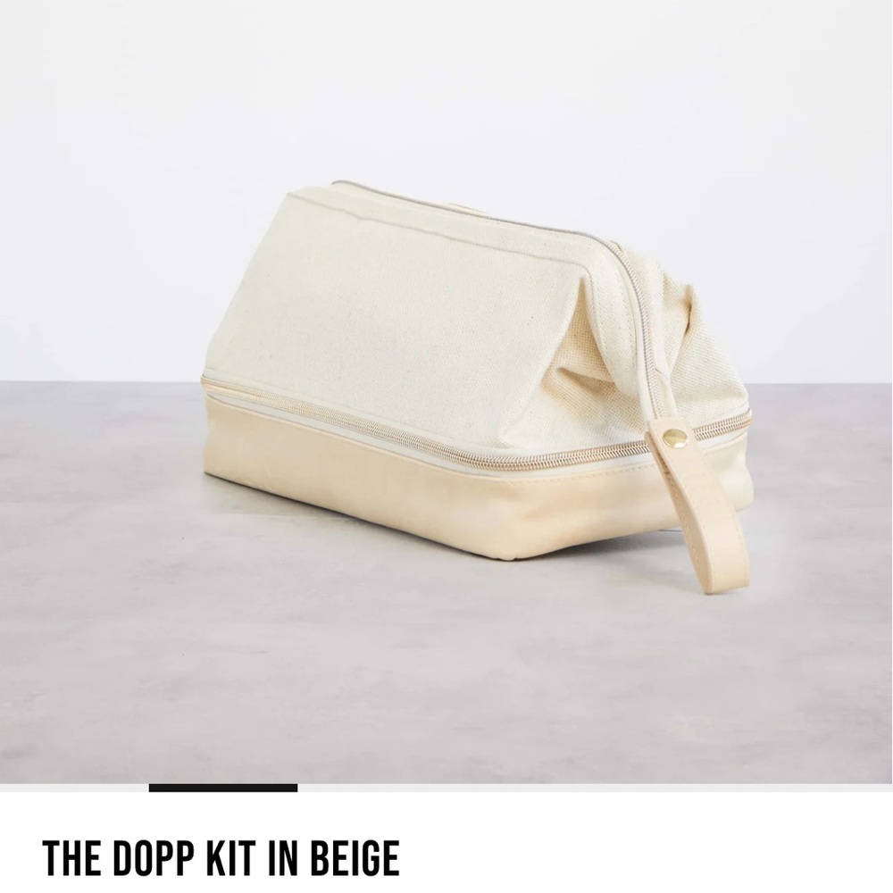 Beis Dopp Kit in Beige